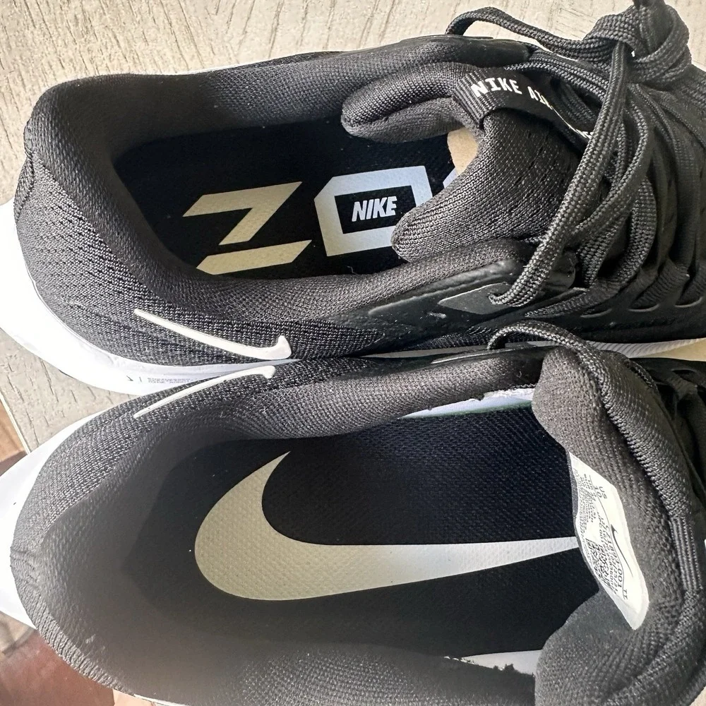 Nike Air Zoom Pegasus 38 Black White Men 10 Running Shoes Sneakers